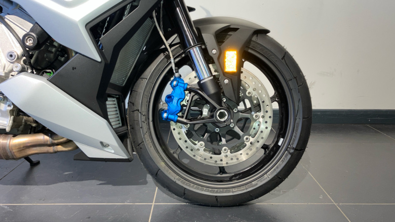 BMW M 1000 R (25MY)